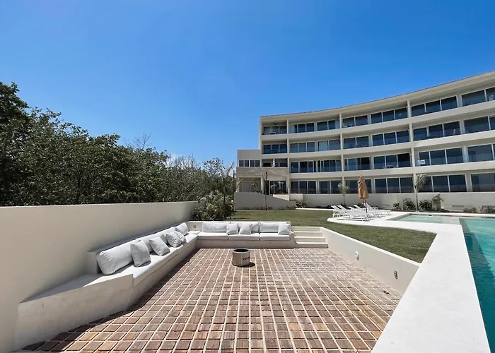 Azure Caribbean Citrine Apartment