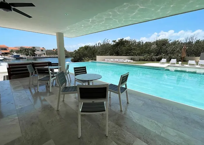 Apartment Azure Caribbean Citrine Puerto Aventuras