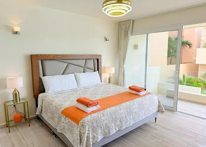 Azure Caribbean Citrine Apartment *